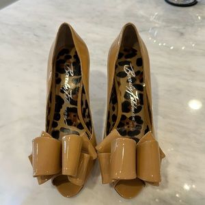 NWOT Beverly Feldman shoes